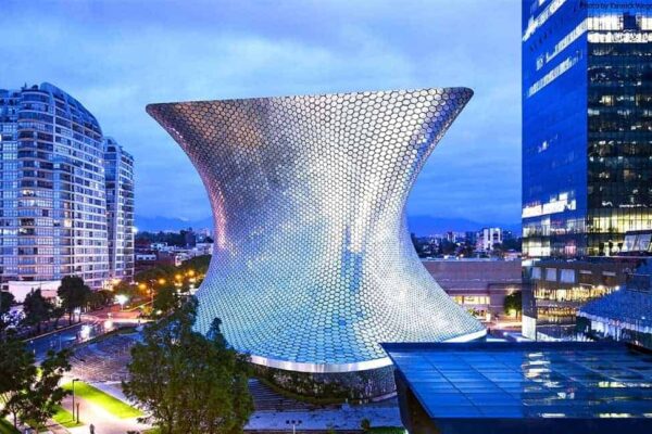 01_FREE-FERNANDO-ROMERO-ENTERPRISE_SOUMAYA_MUSEUM_Photo-by-Yannick-Wegner-©-min-min