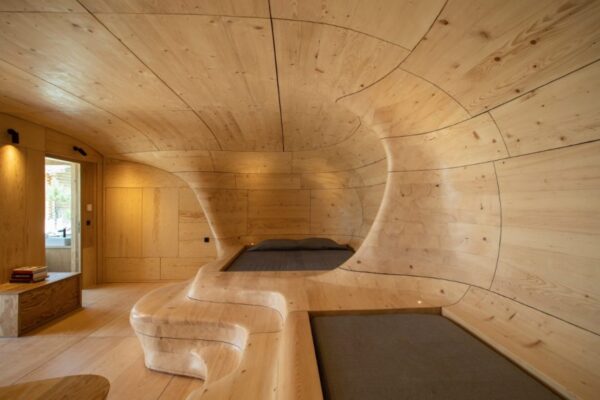2_Wooden-Cave_Tenon-Architecture_Inspirationist-870x580