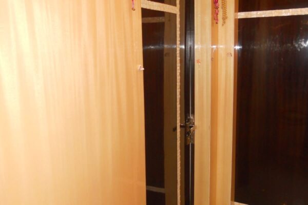 9f0c8d7c-68aa-477f-8903-9d0d52e4457c