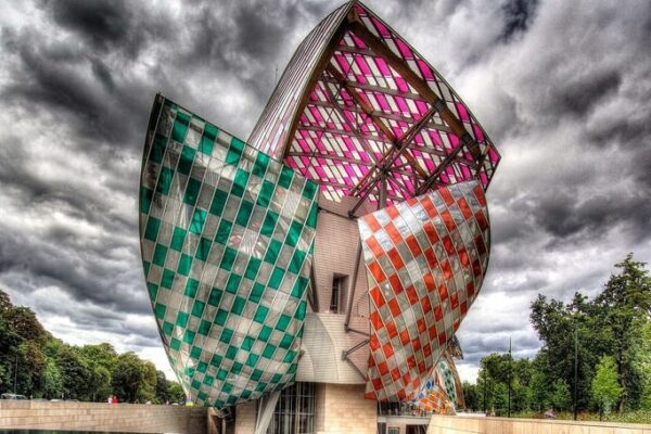 Louis-Vuitton-Foundation-Paris-France