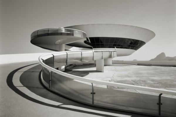 Niterói-Contemporary-Art-Museum-Oscar-Niemeyer-1996-1440x1054
